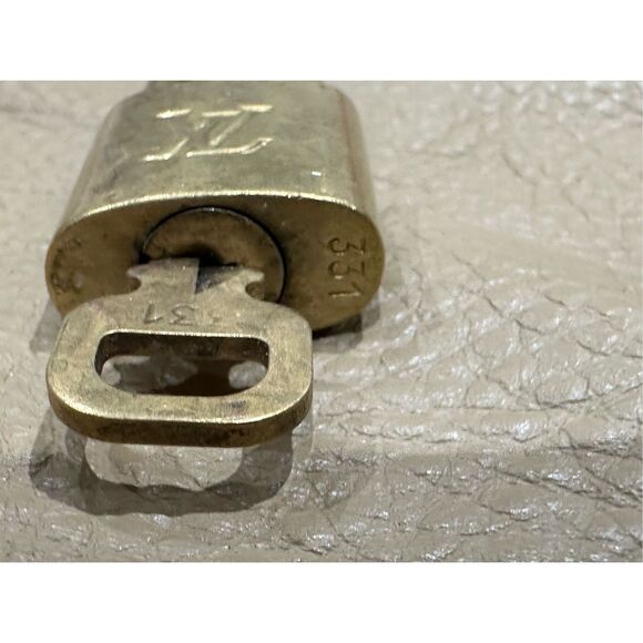 Louis Vuitton Vintage Brass PadLock & Key Lock & Key Authentic #331 - Picture 3 of 3